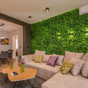 Urban Eden - Lux & Style, 2-bedroom, 2-bathroom Sofia