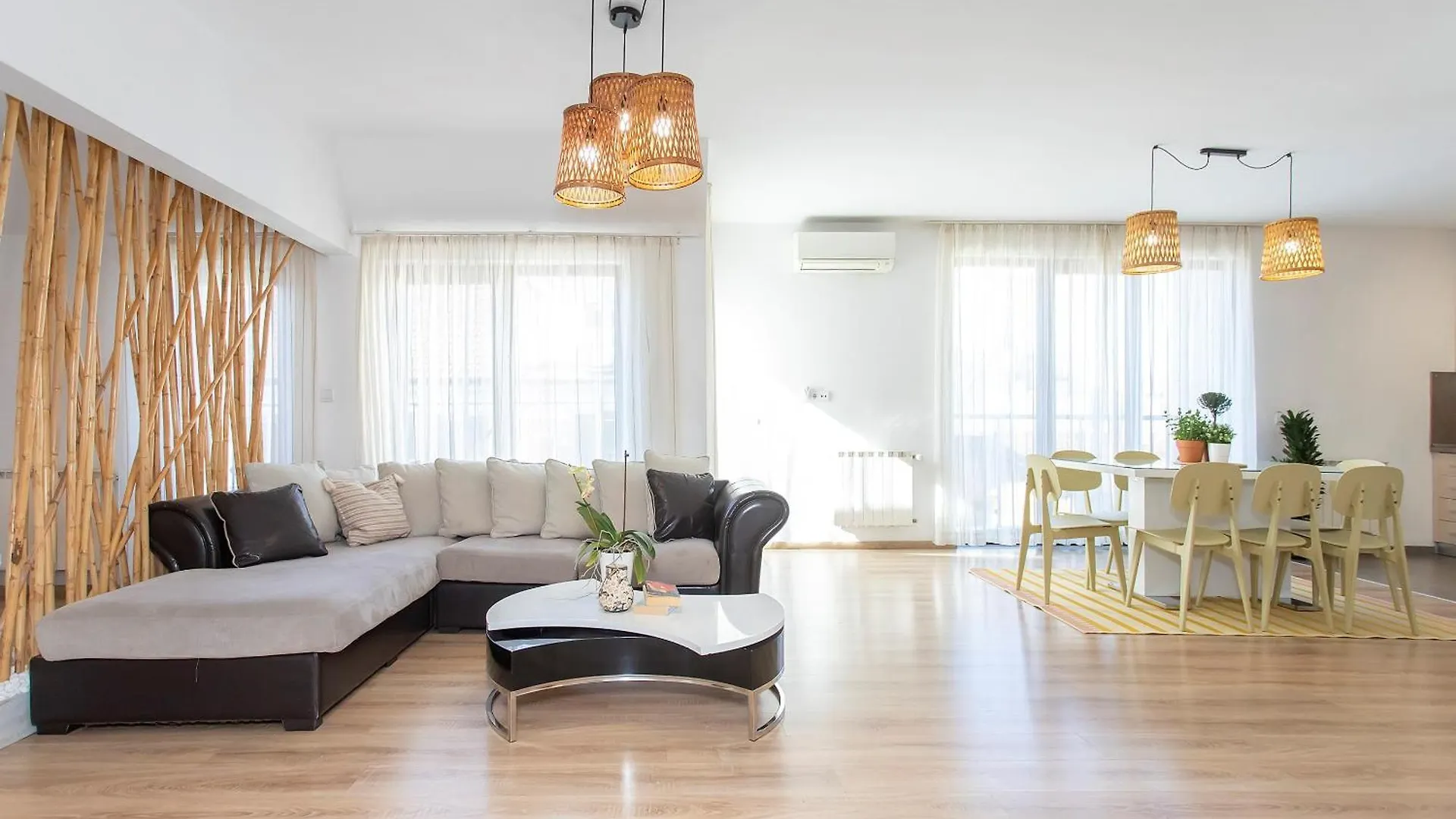 Vitosha Downtown Apartments Sofia