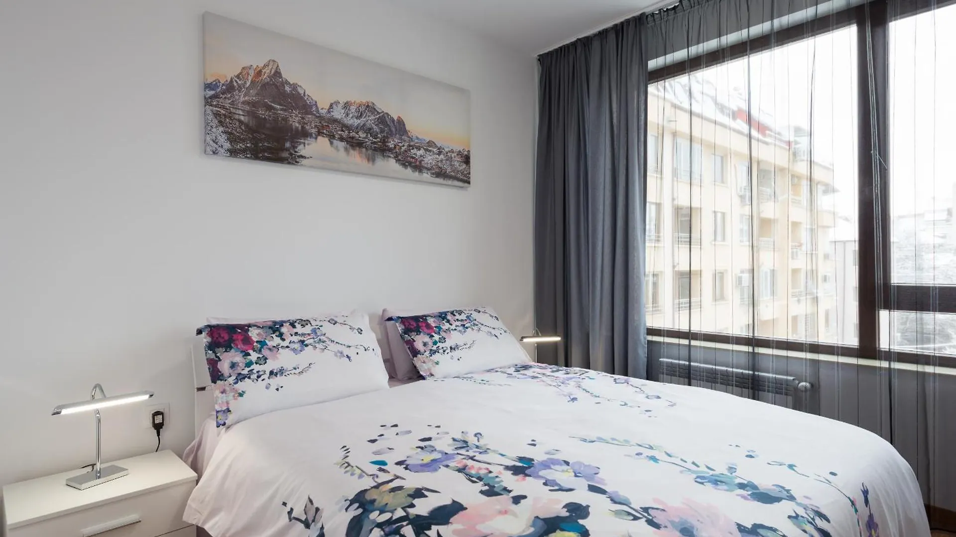 Vitosha Downtown Apartments Sofia